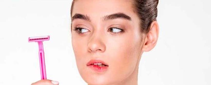 ¿Cómo eliminar el vello facial en mujeres?